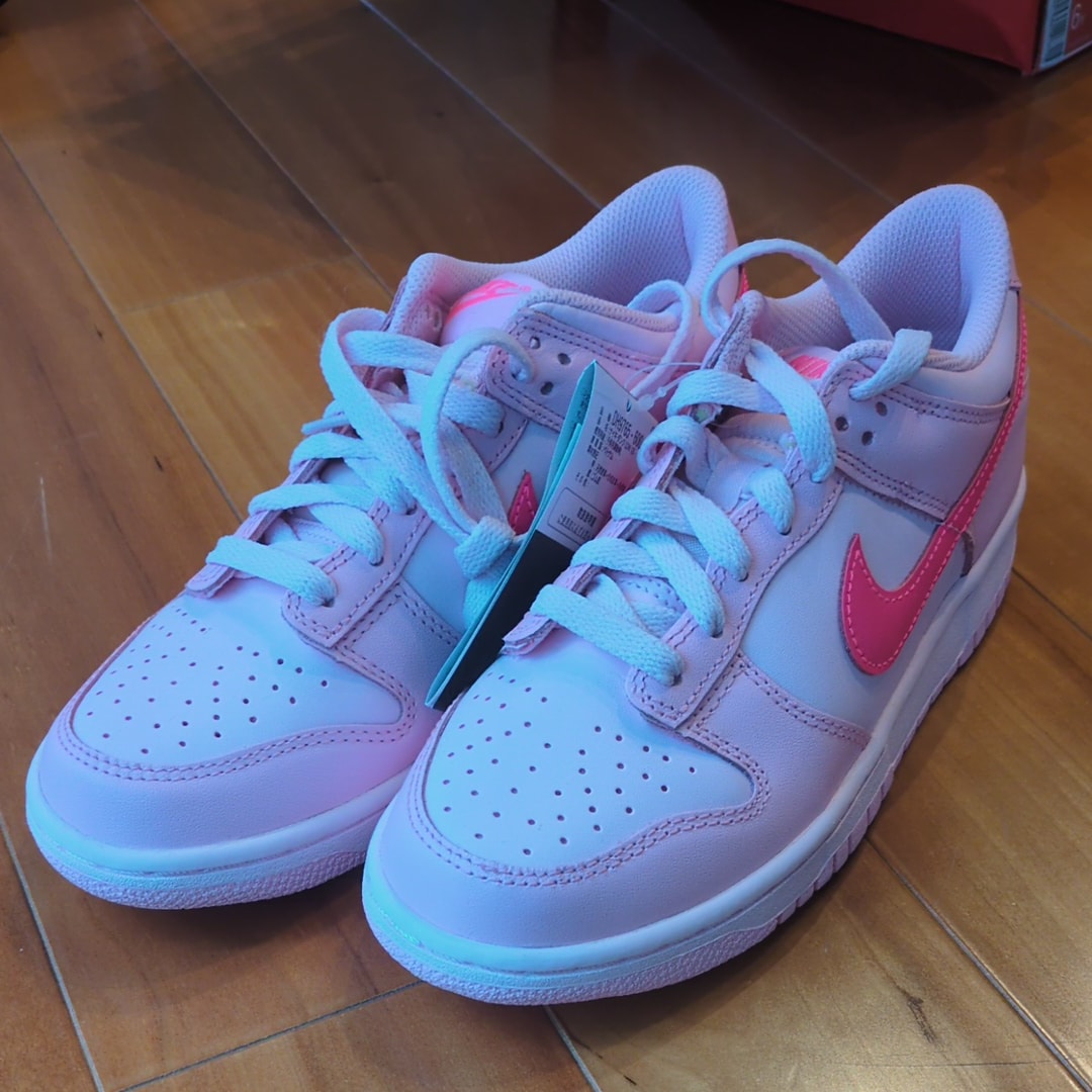 Nike GS Dunk Low "Triple Pink"