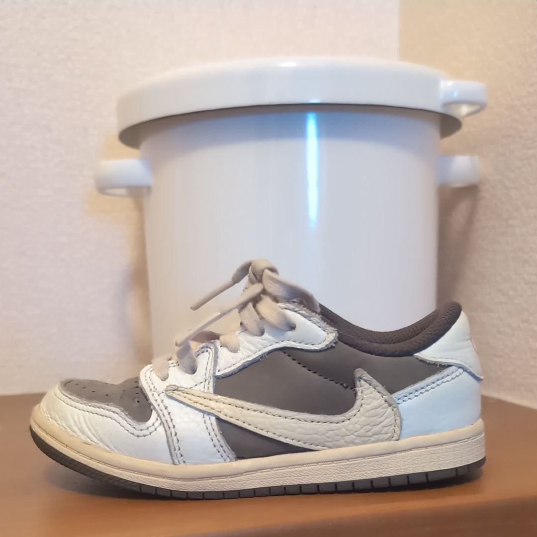 Travis Scott x Nike TD Air Jordan 1 Low "Reverse Mocha/Sail and Ridgerock"