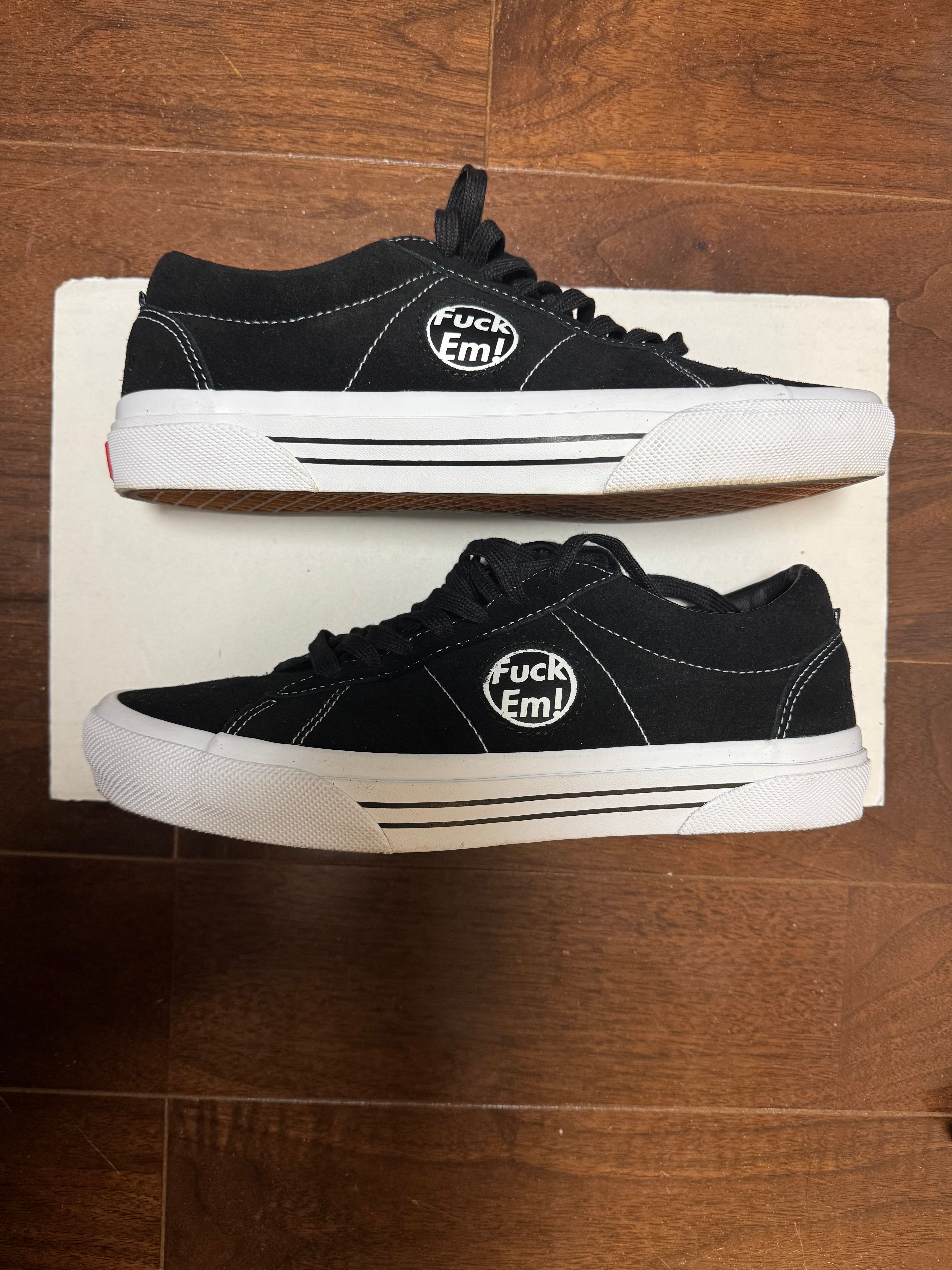 Supreme × Vans Sid "Black"