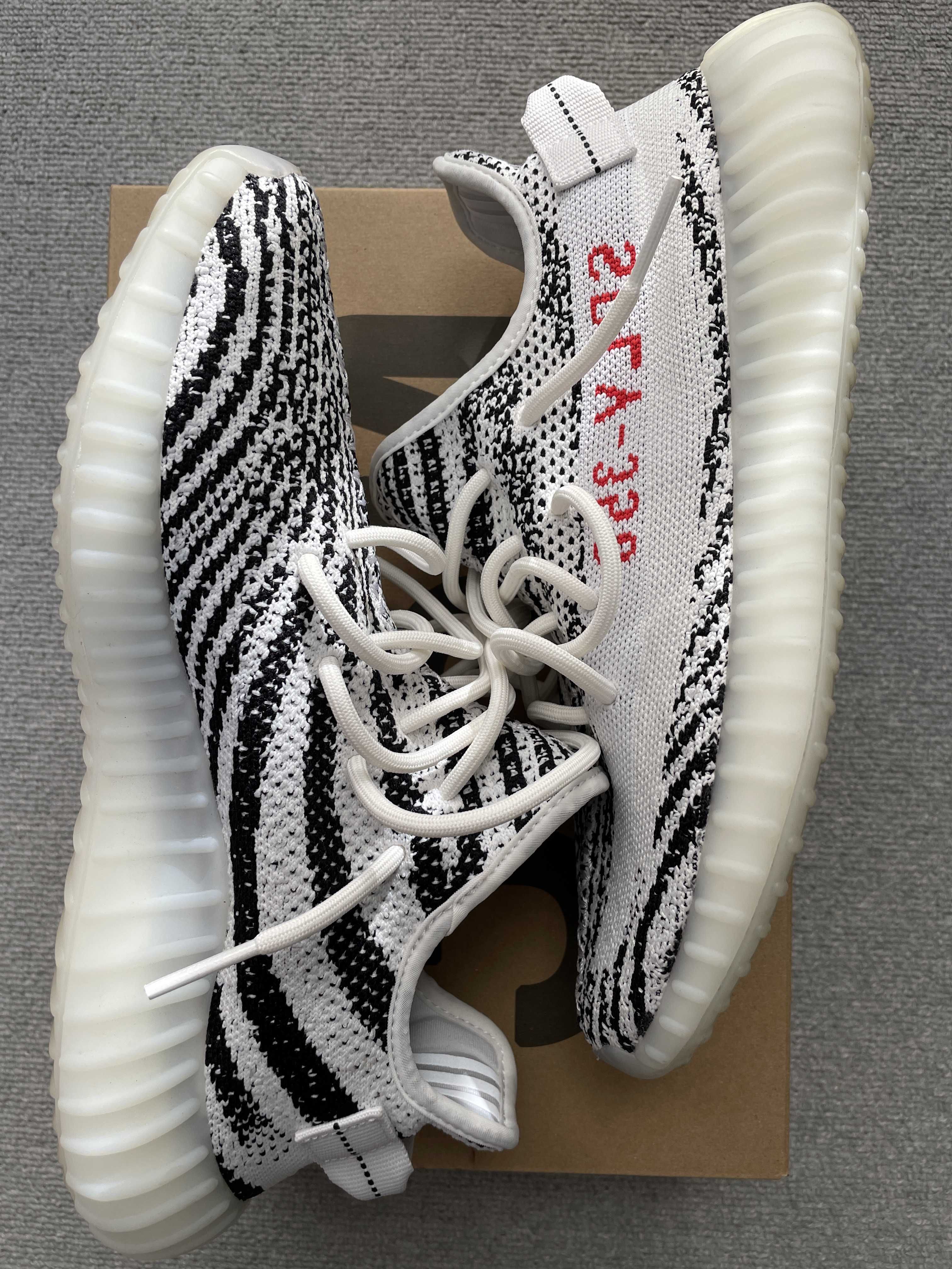 adidas YEEZY Boost 350 V2 "Zebra"