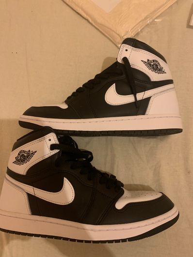 Nike Air Jordan 1 Retro High OG "Black/White"