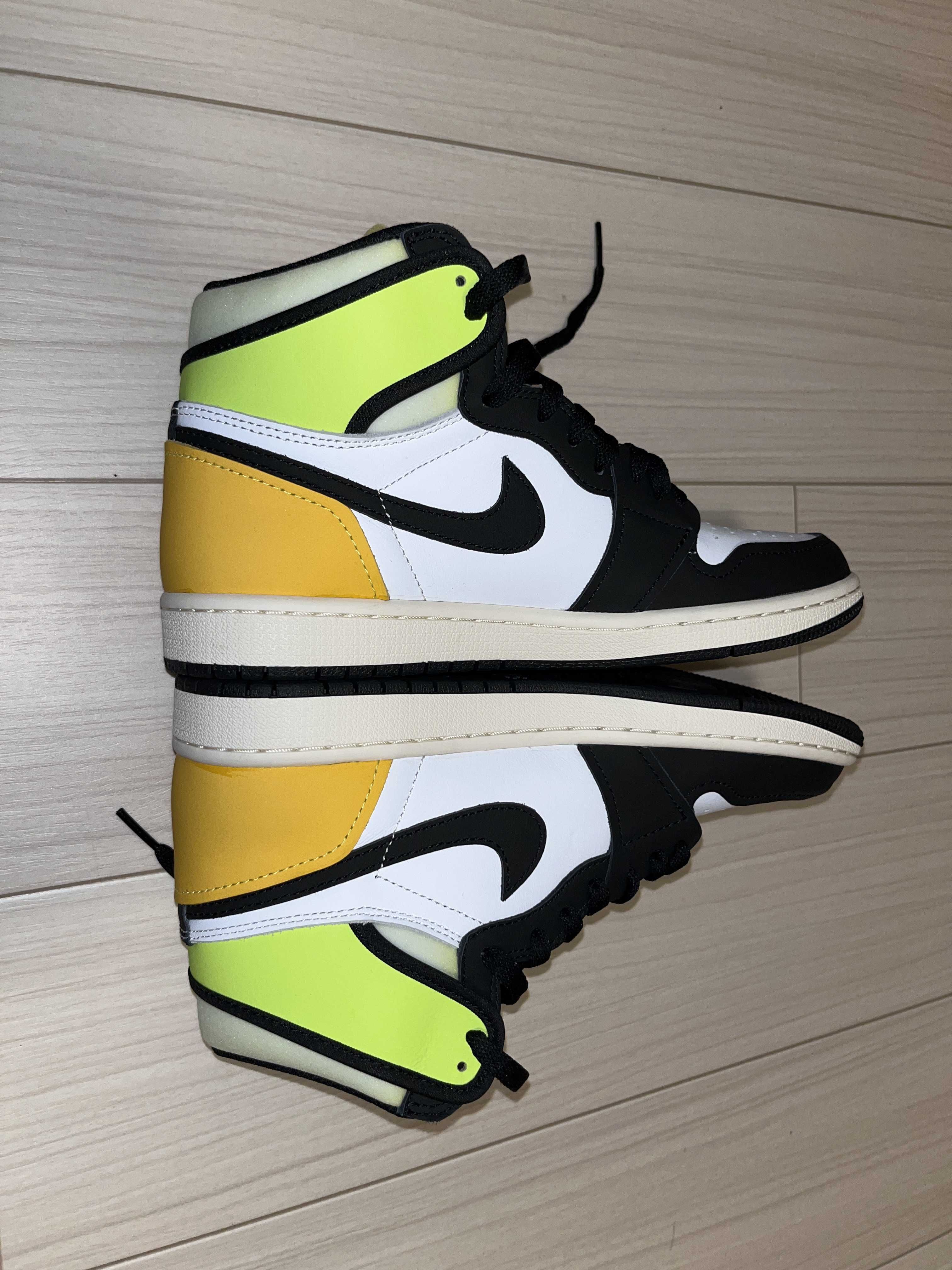 Nike Air Jordan 1 High OG "Volt Gold"