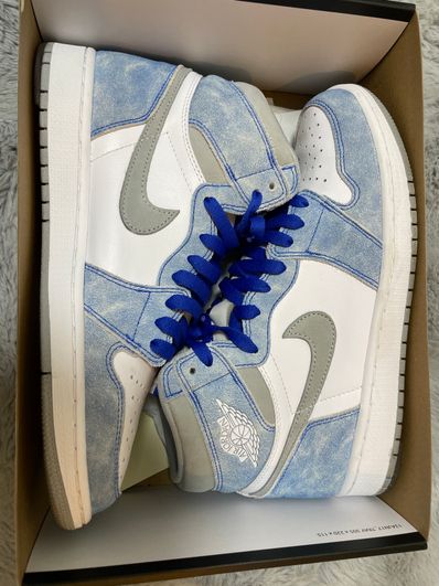 Nike Air Jordan 1 High OG "Hyper Royal"