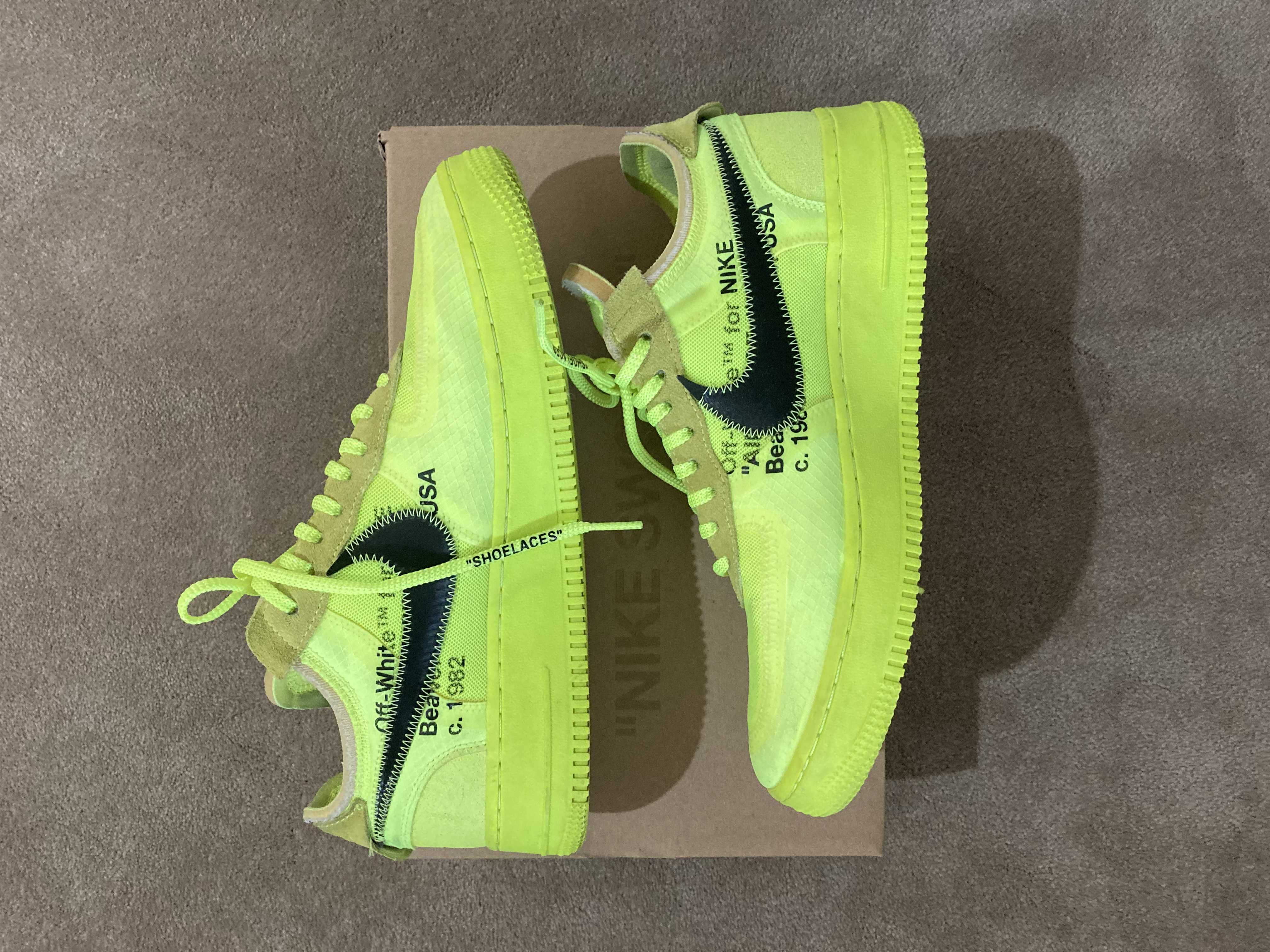 Off-White × Nike Air Force 1 Low "Volt"