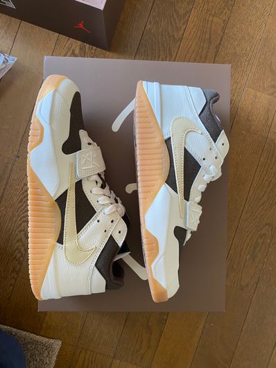 Travis Scott × Nike Jordan Jumpman Jack TR "Sail and Dark Mocha"