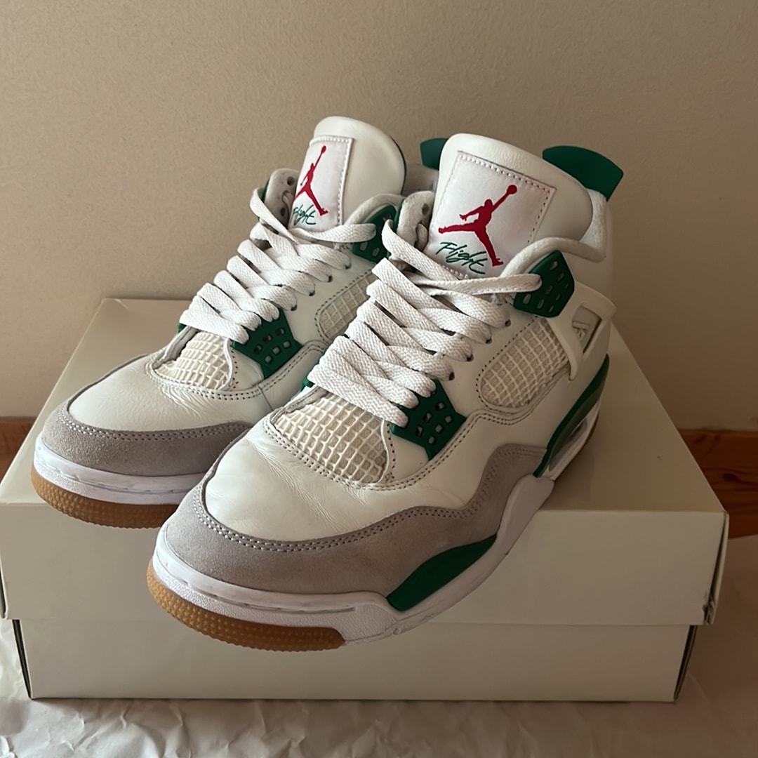 Nike SB × Air Jordan 4 Retro SP "Pine Green"