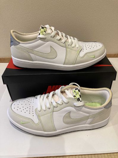 Nike Air Jordan 1 Low OG "Ghost Green"