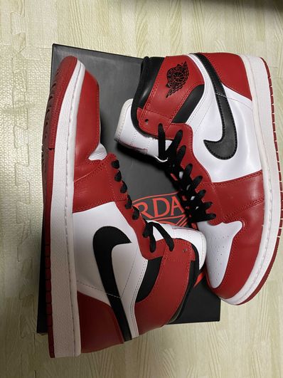 Nike Air Jordan 1 Retro High "Chicago" (2013)