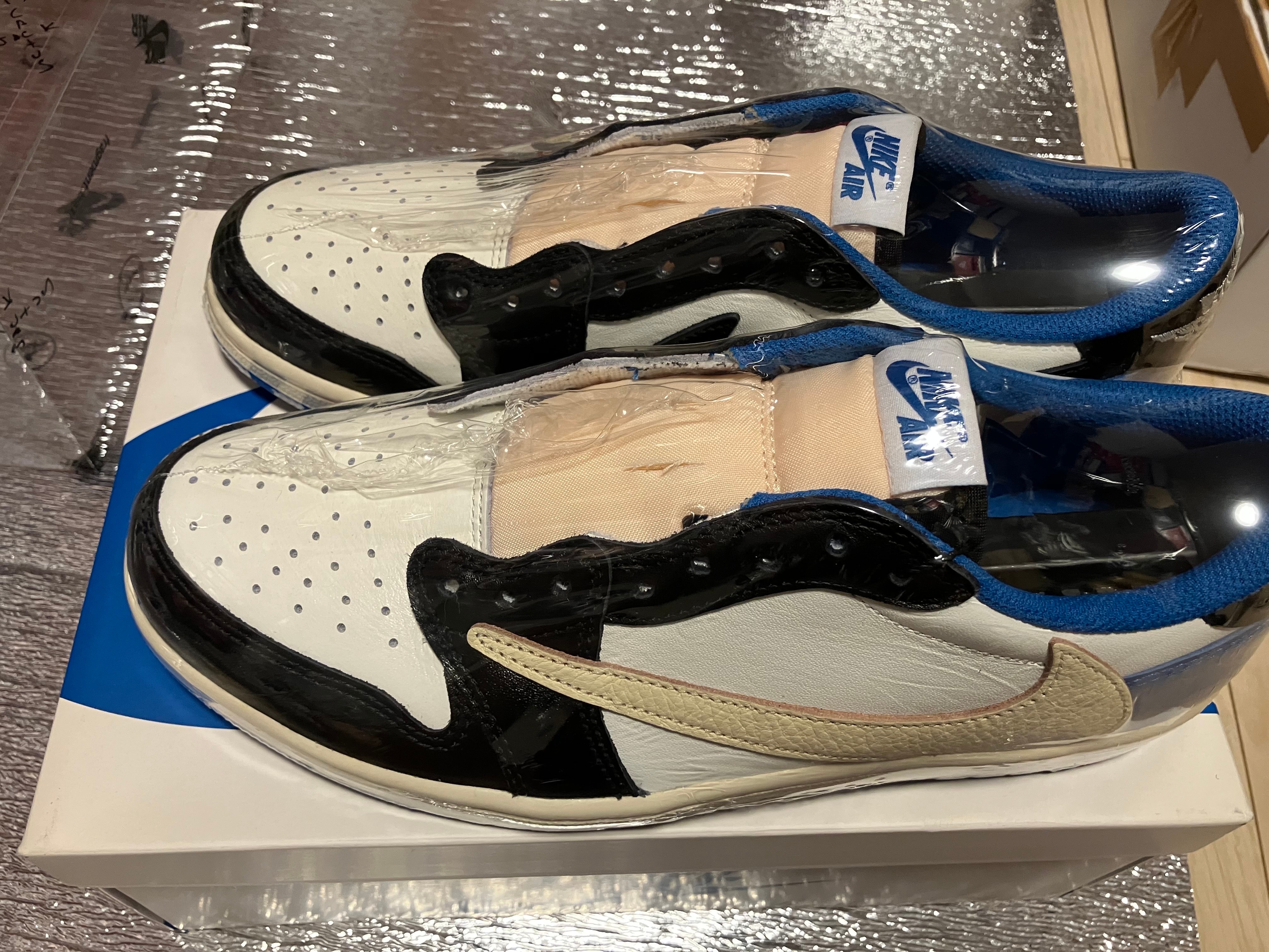 Travis Scott × fragment design × Nike Air Jordan 1 Low OG SP "Military Blue"