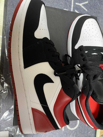 Nike Air Jordan 1 Low "Black Toe"