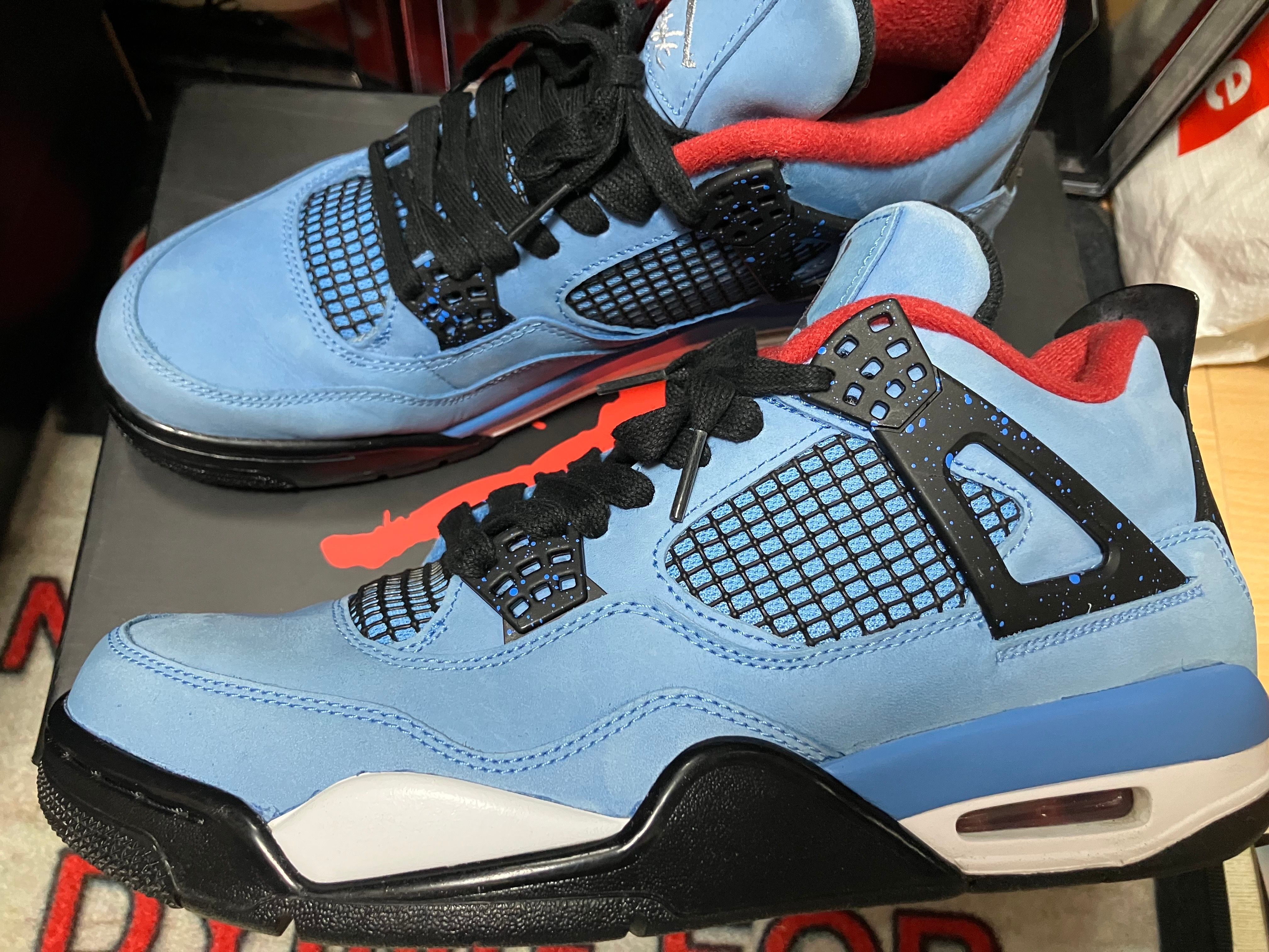 Travis Scott × Nike Air Jordan 4 Retro Cactus Jack "University Blue"