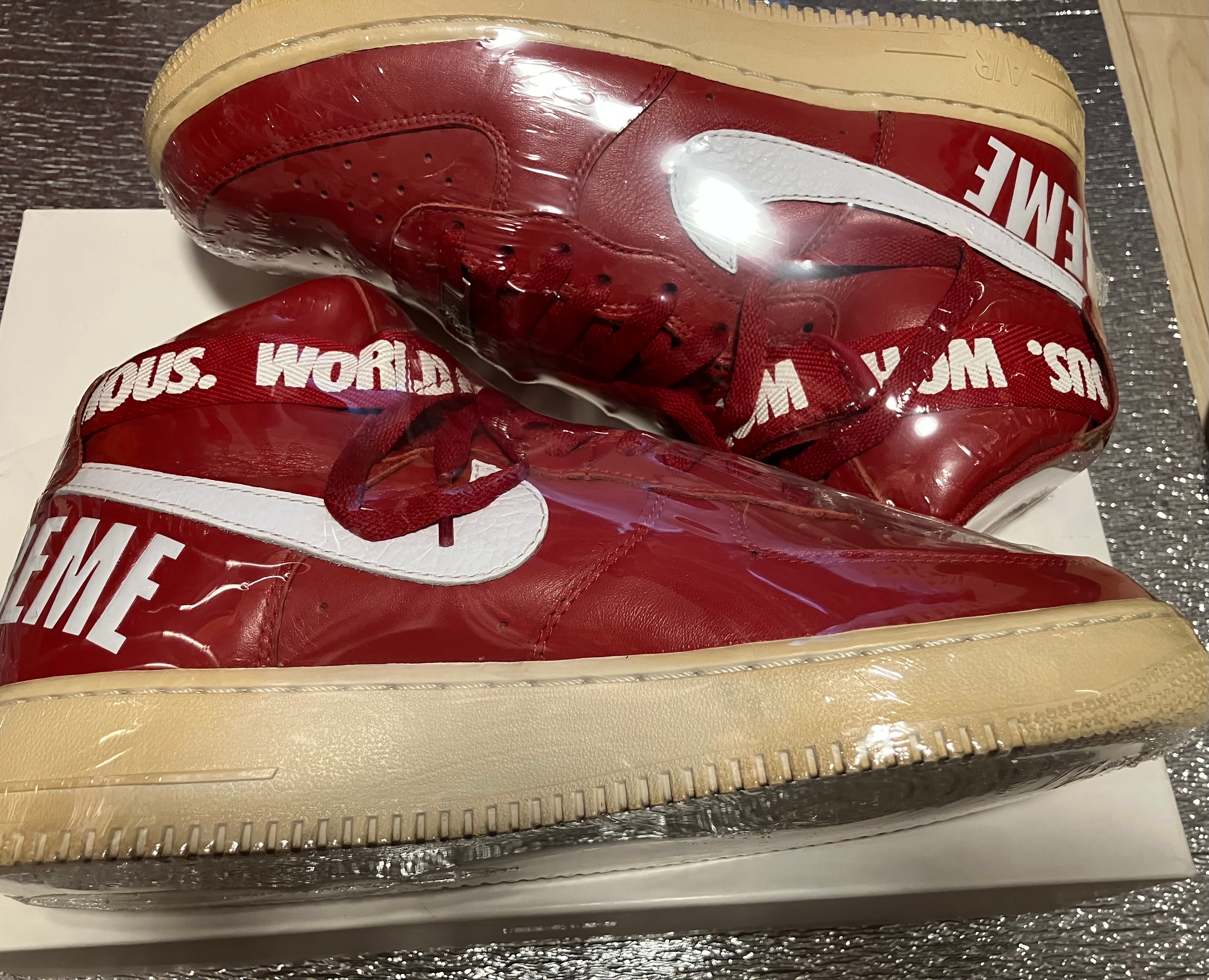 Supreme × Nike Air Force 1 High World Famous "Red"