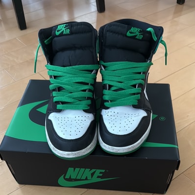 Nike Air Jordan 1 Retro High OG "Celtics/Black and Lucky Green" (2023)
