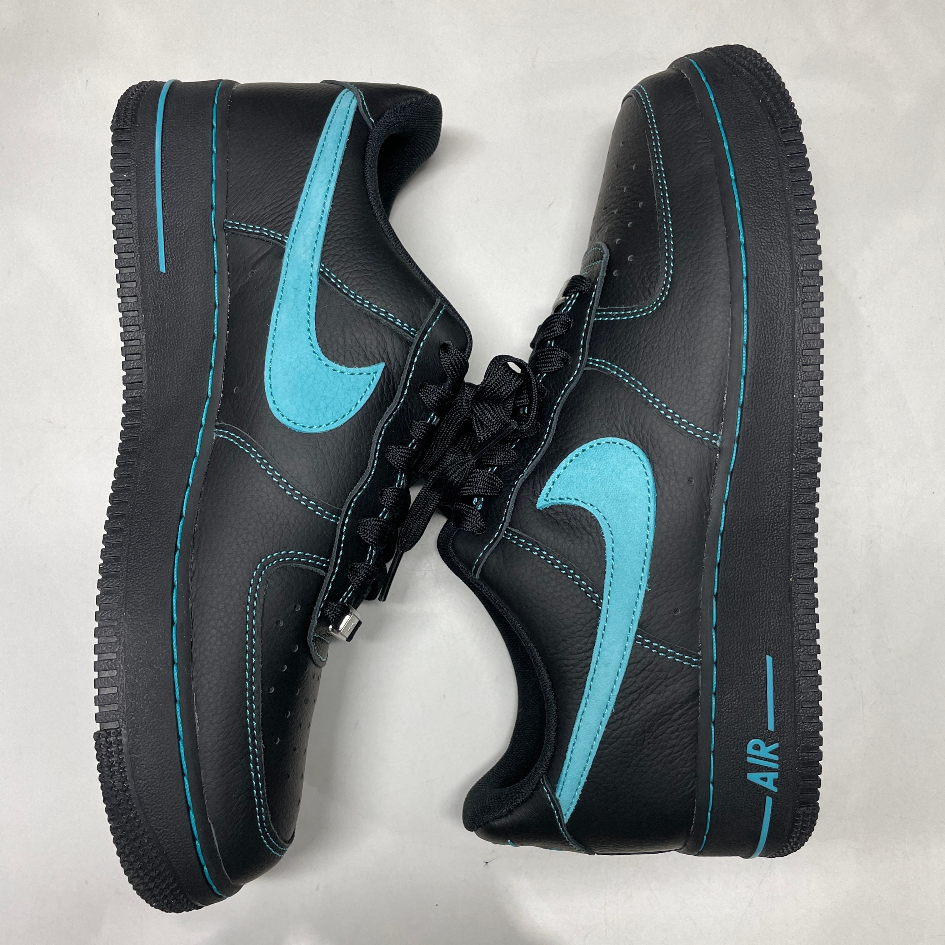 Nike Air Force 1 Low "Black Tiffany"