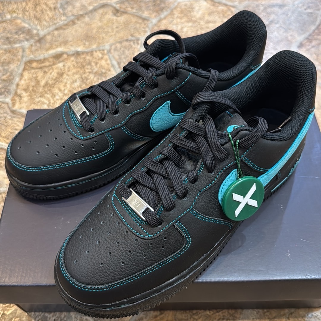 Nike Air Force 1 Low "Black Tiffany"