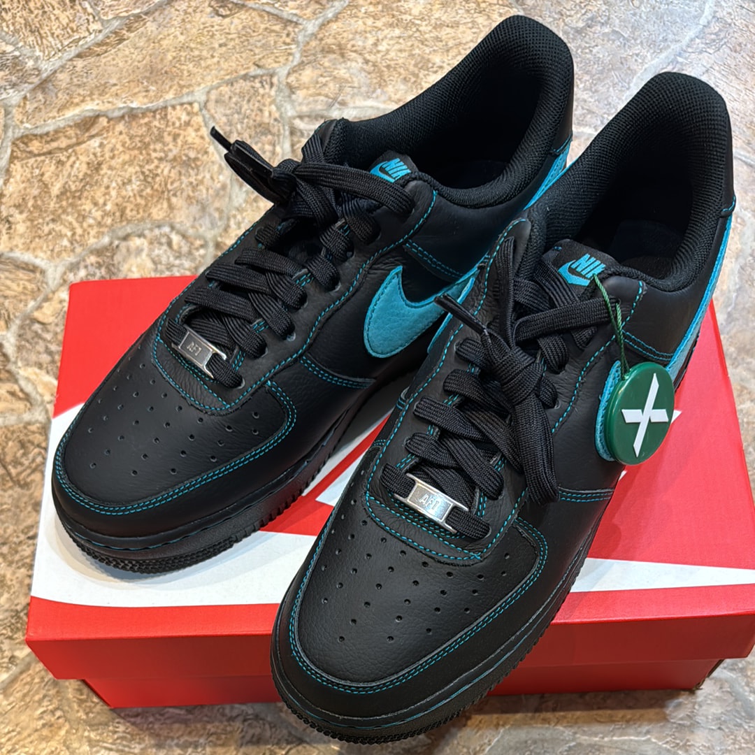 Nike Air Force 1 Low "Black Tiffany"