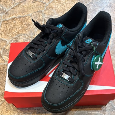 Nike Air Force 1 Low "Black Tiffany"
