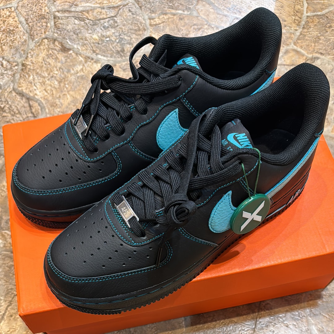 Nike Air Force 1 Low "Black Tiffany"