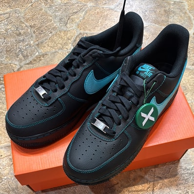 Nike Air Force 1 Low "Black Tiffany"