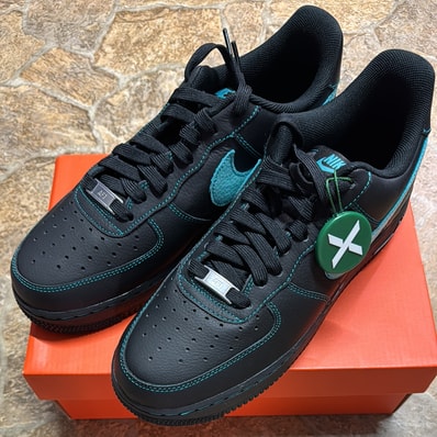 Nike Air Force 1 Low "Black Tiffany"