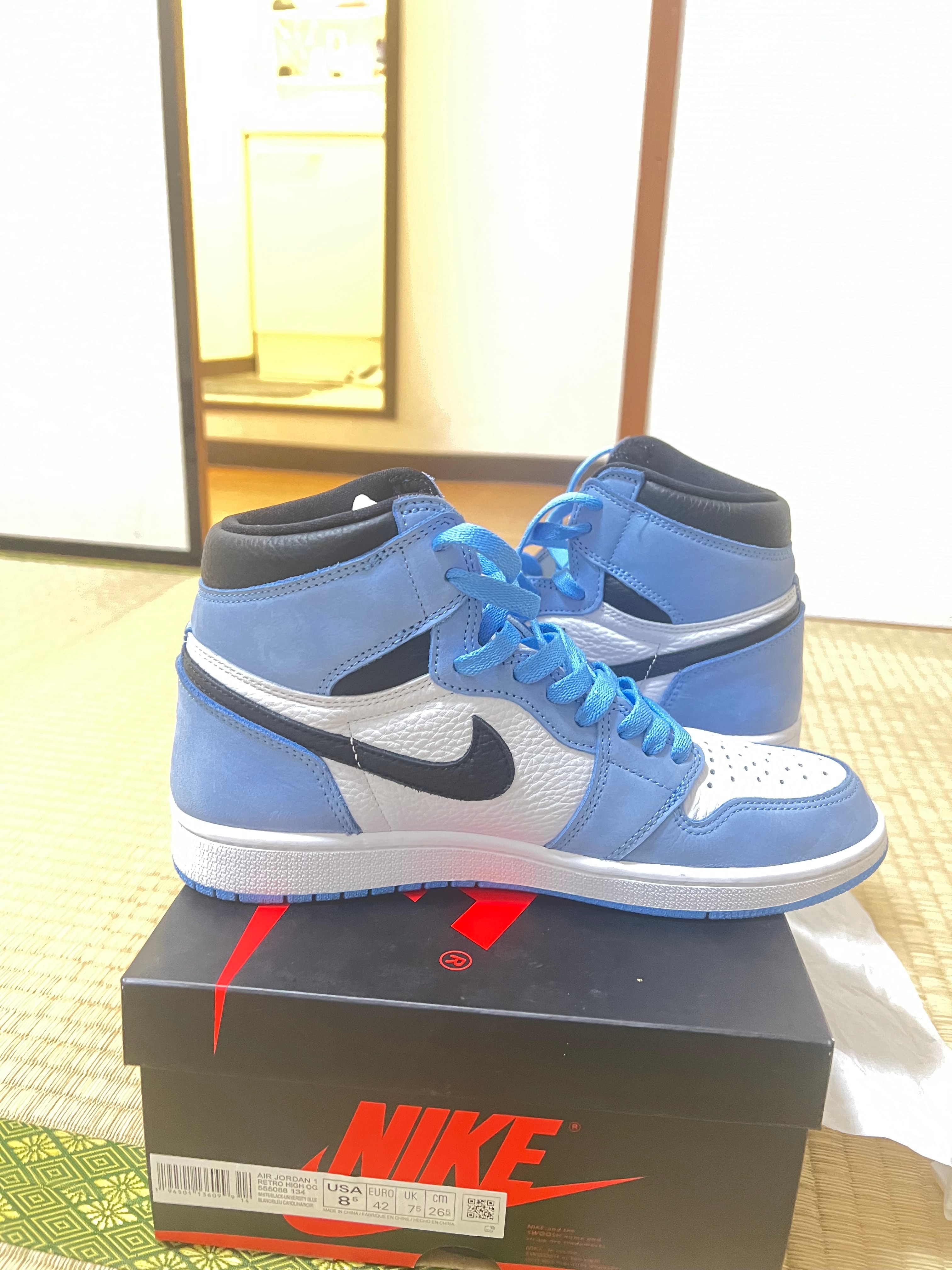 Nike Air Jordan 1 High OG "University Blue"