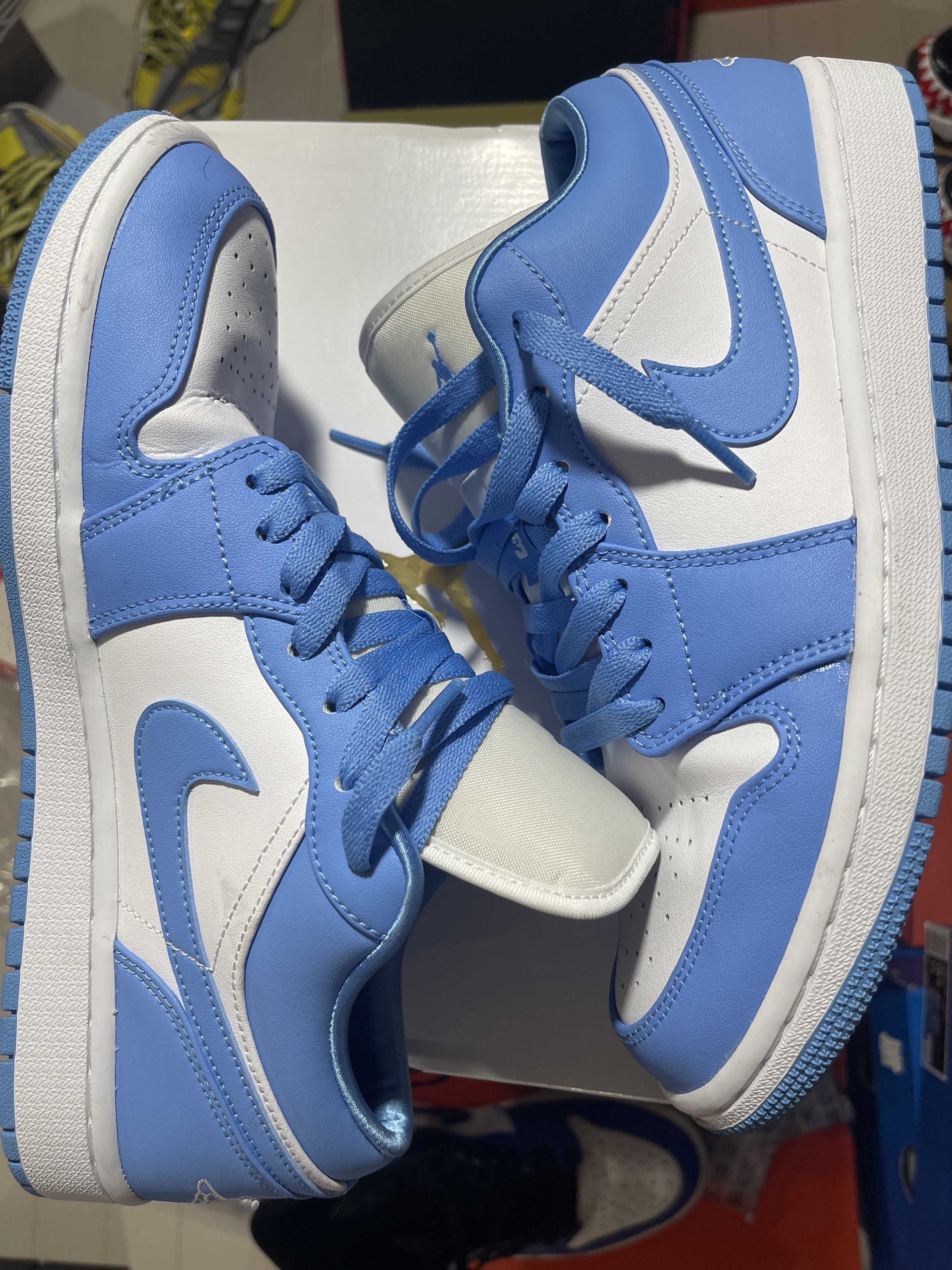 Nike Women's Air Jordan 1 Low "UNC"