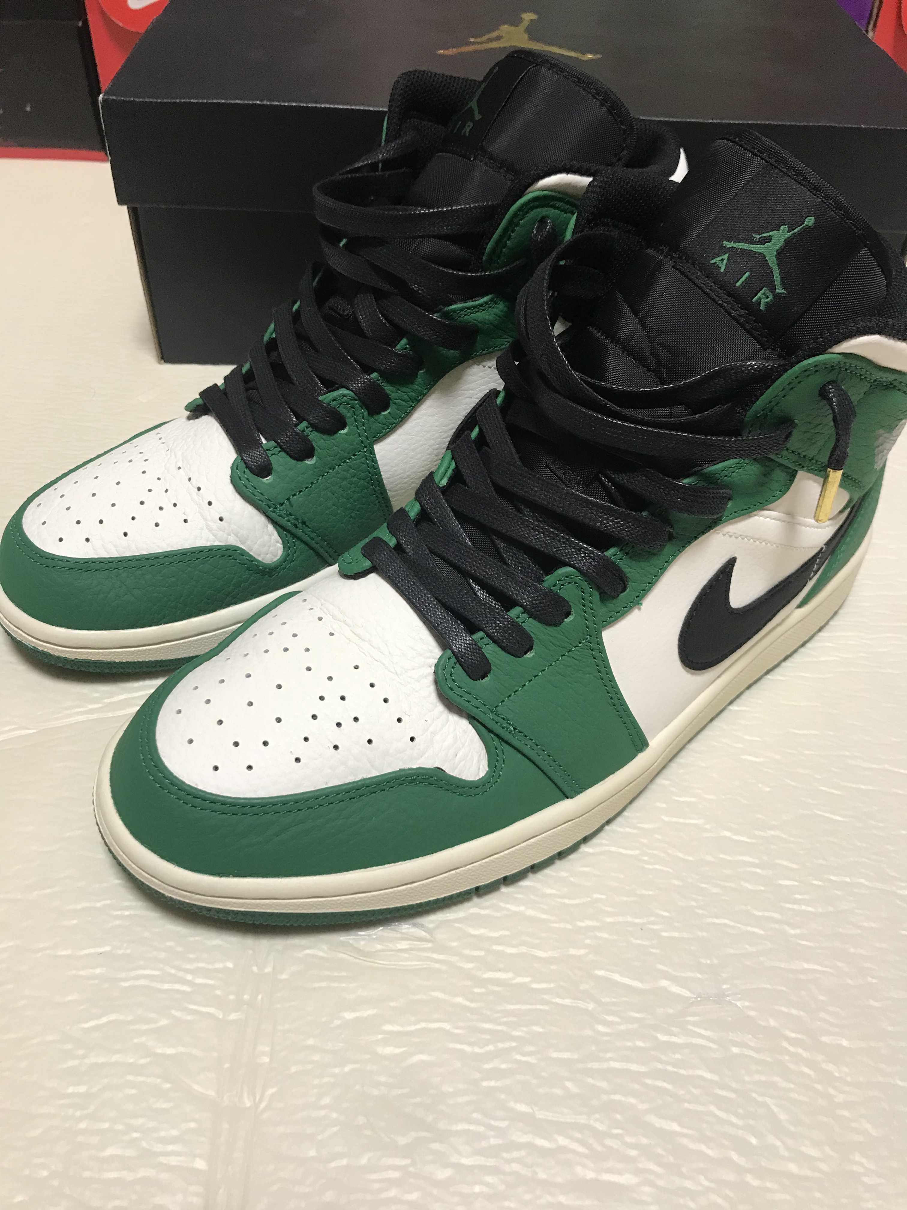 NIKE AIR JORDAN 1 MID "PINE GREEN"