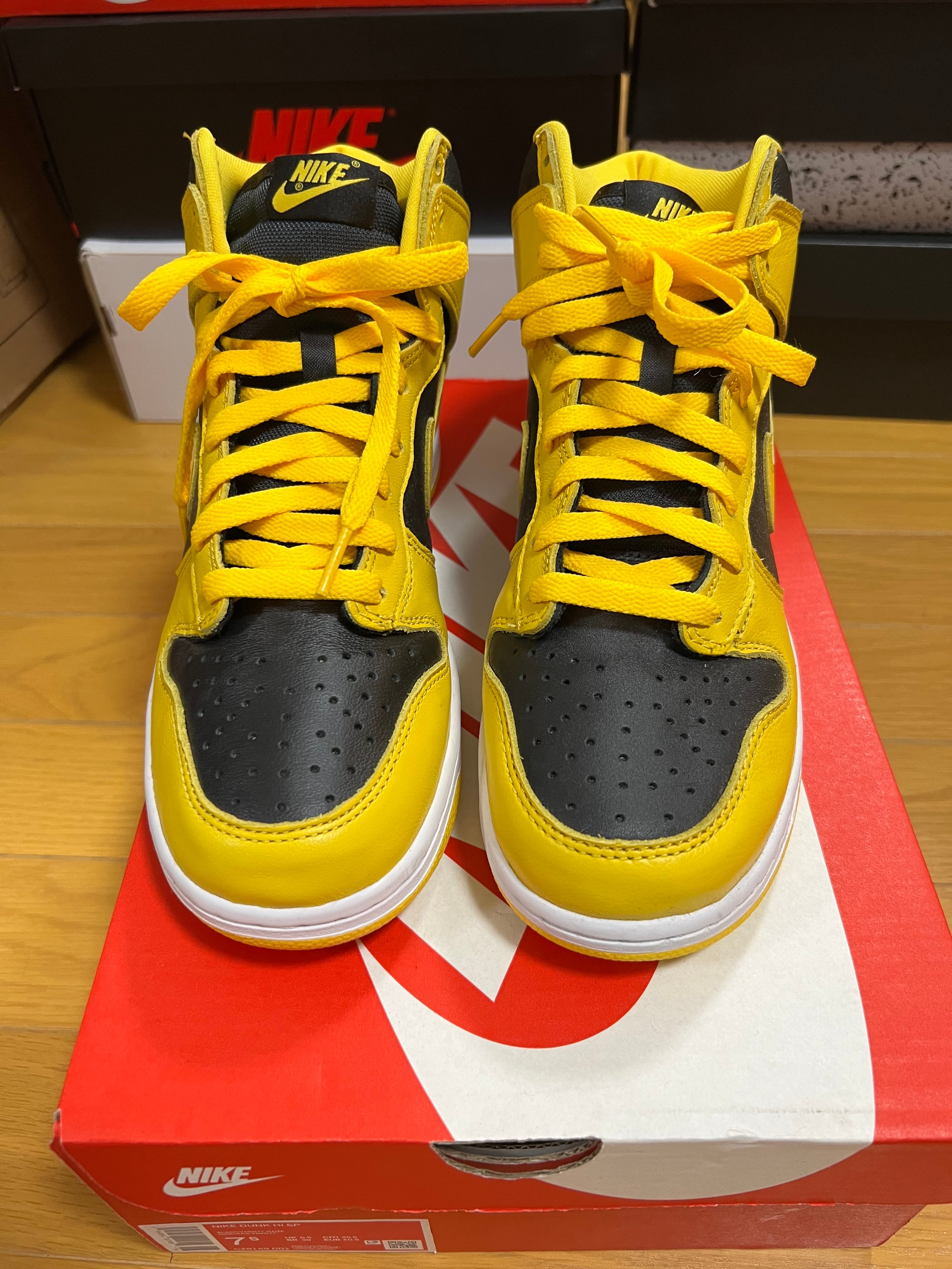 Nike Dunk High "Black/Varsity Maize"