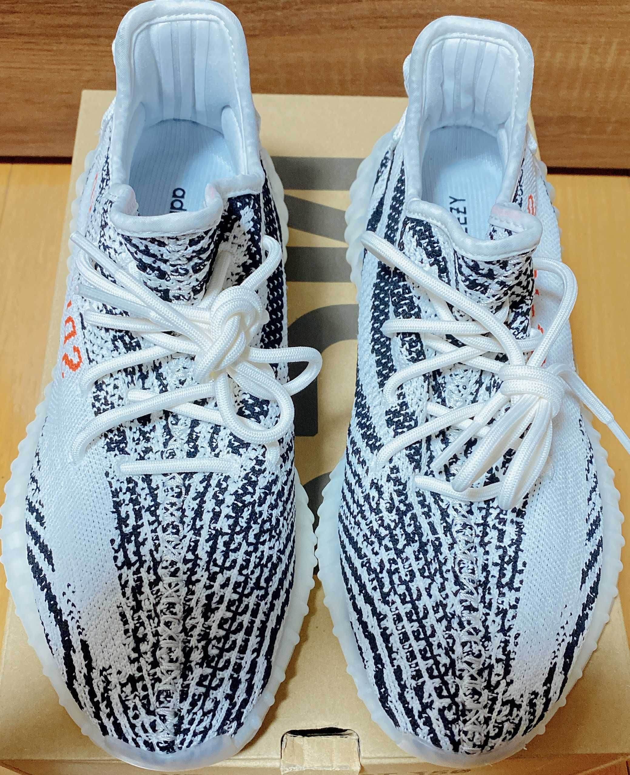 adidas YEEZY Boost 350 V2 "Zebra"