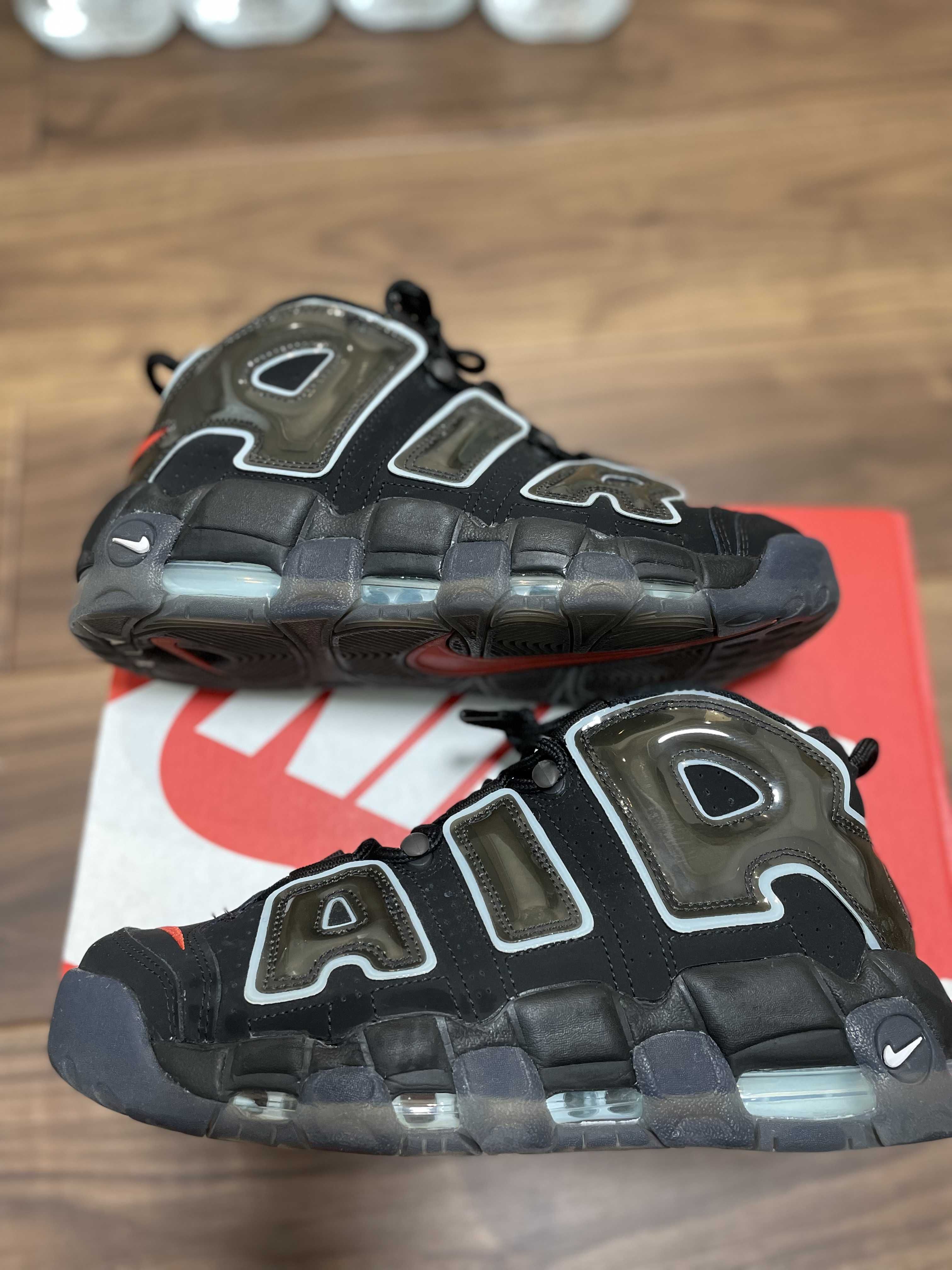 Nike Air More Uptempo "Made You Look"