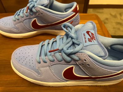 Nike SB Dunk Low Pro "Philadelphia Phillies/Valor Blue and Team Maroon"