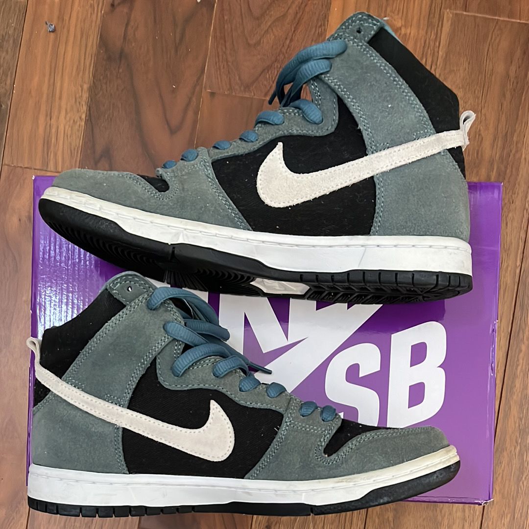 Nike SB Dunk High "Mineral Slate Suede"