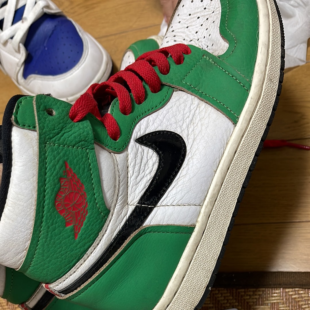 Nike Women's Air Jordan 1 High OG "Lucky Green/White-Sail-Black"