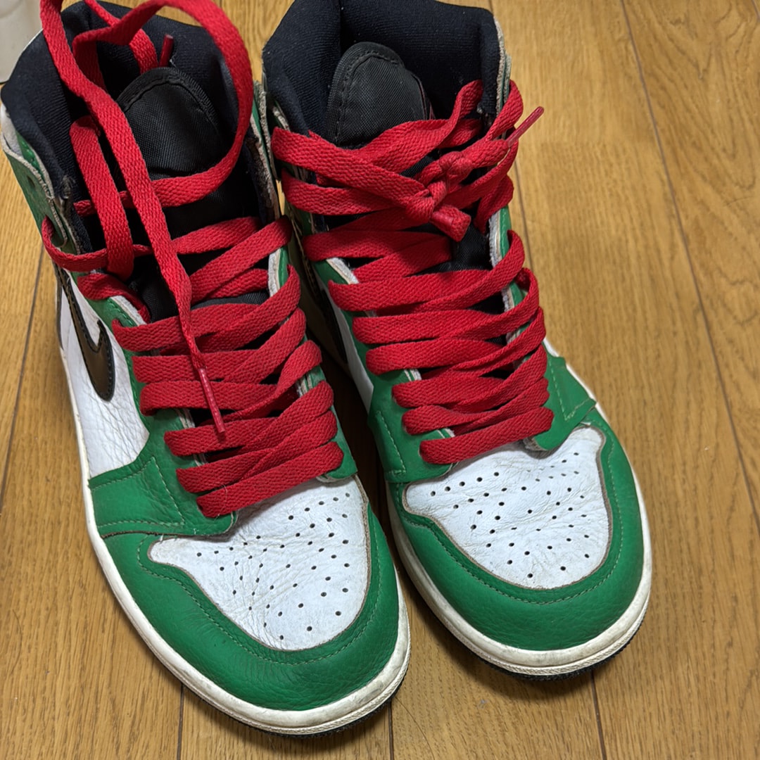Nike Women's Air Jordan 1 High OG "Lucky Green/White-Sail-Black"