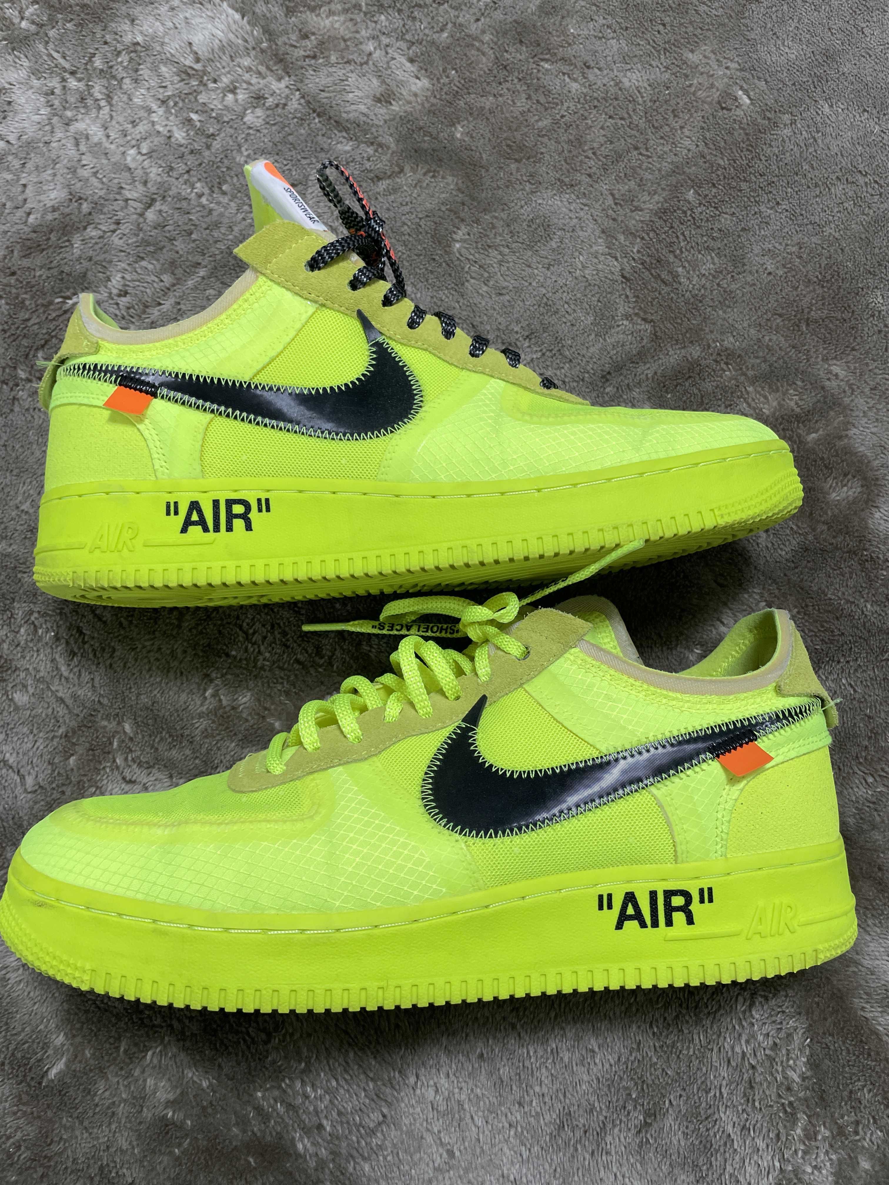 Off-White × Nike Air Force 1 Low "Volt"