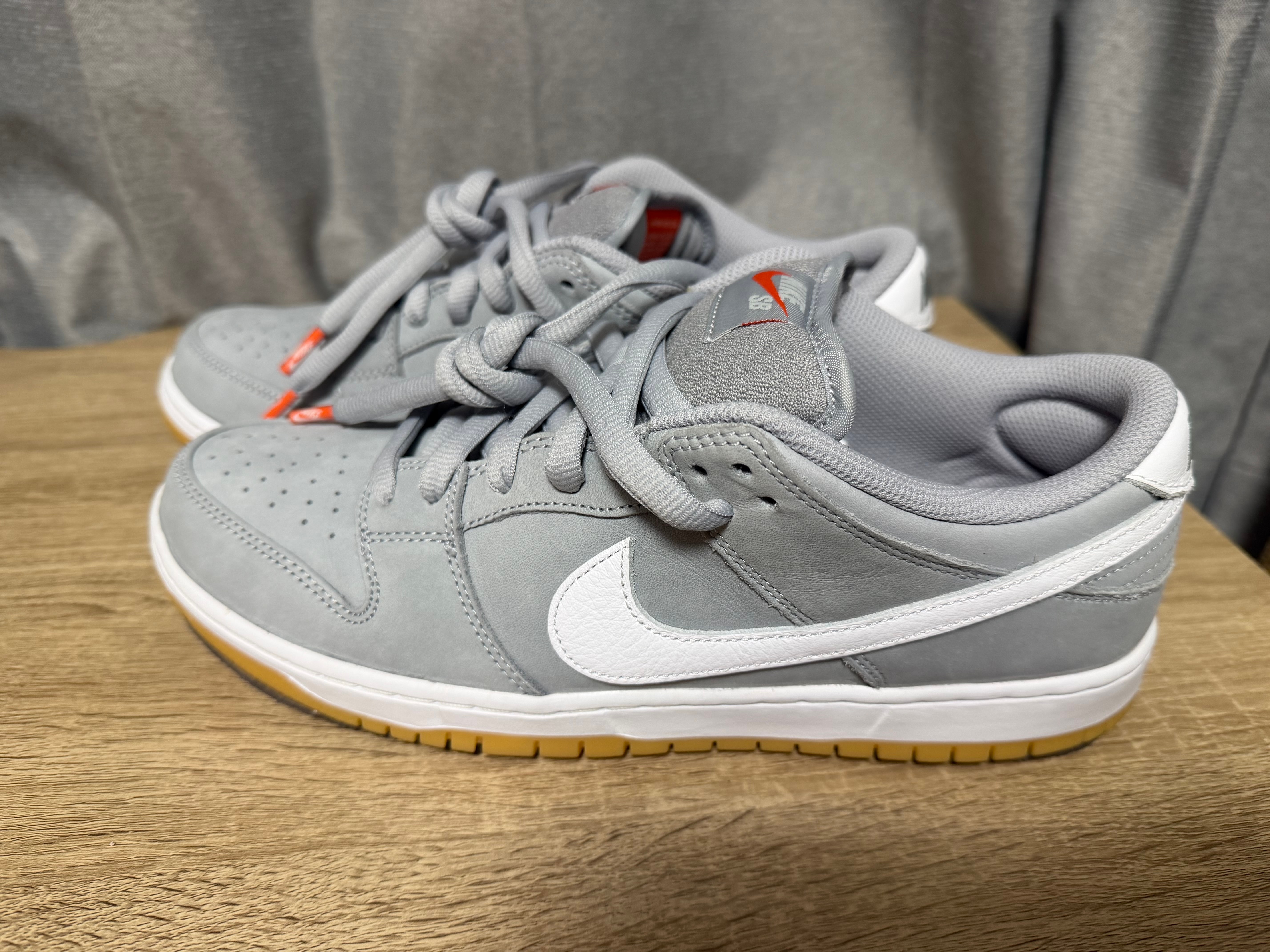 スニーカーダンク(スニダン) | 人気新作のスニーカー、トレカ、注目