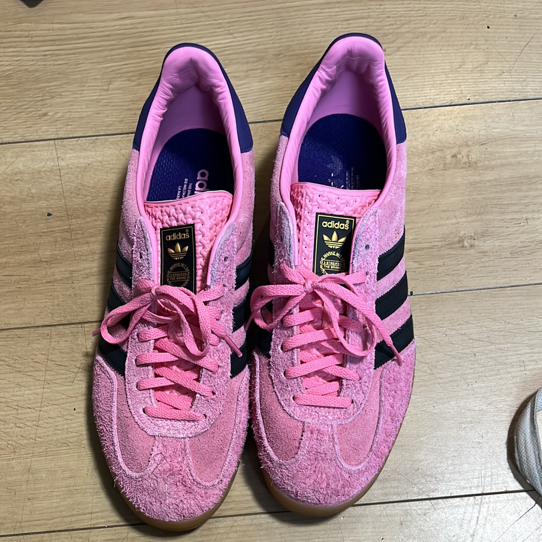 アディダス ウィメンズ ガゼル インドア "ブリスピンク/コアブラック/カレッジエイトパープル"