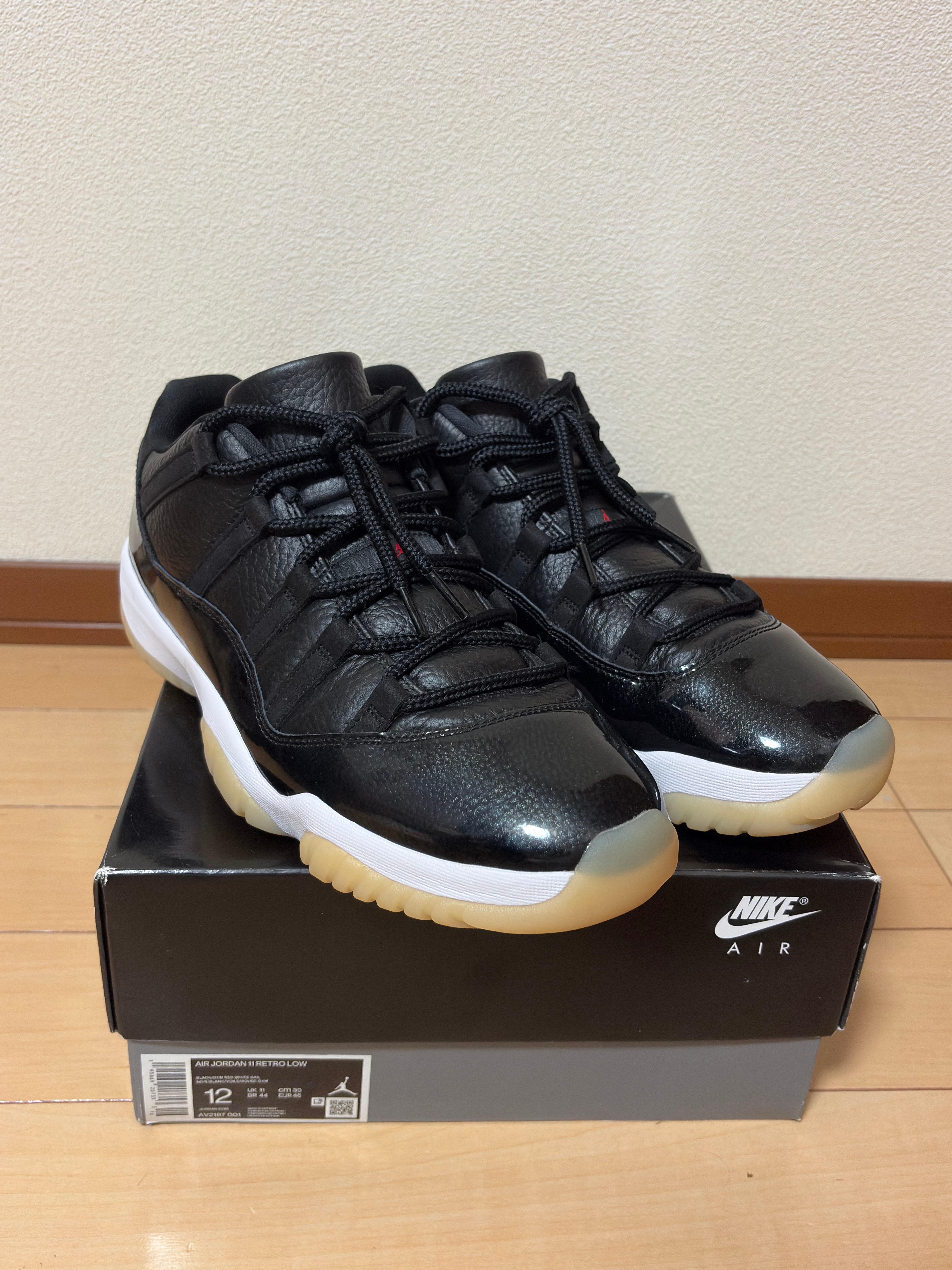Nike Air Jordan 11 Low "72-10" 