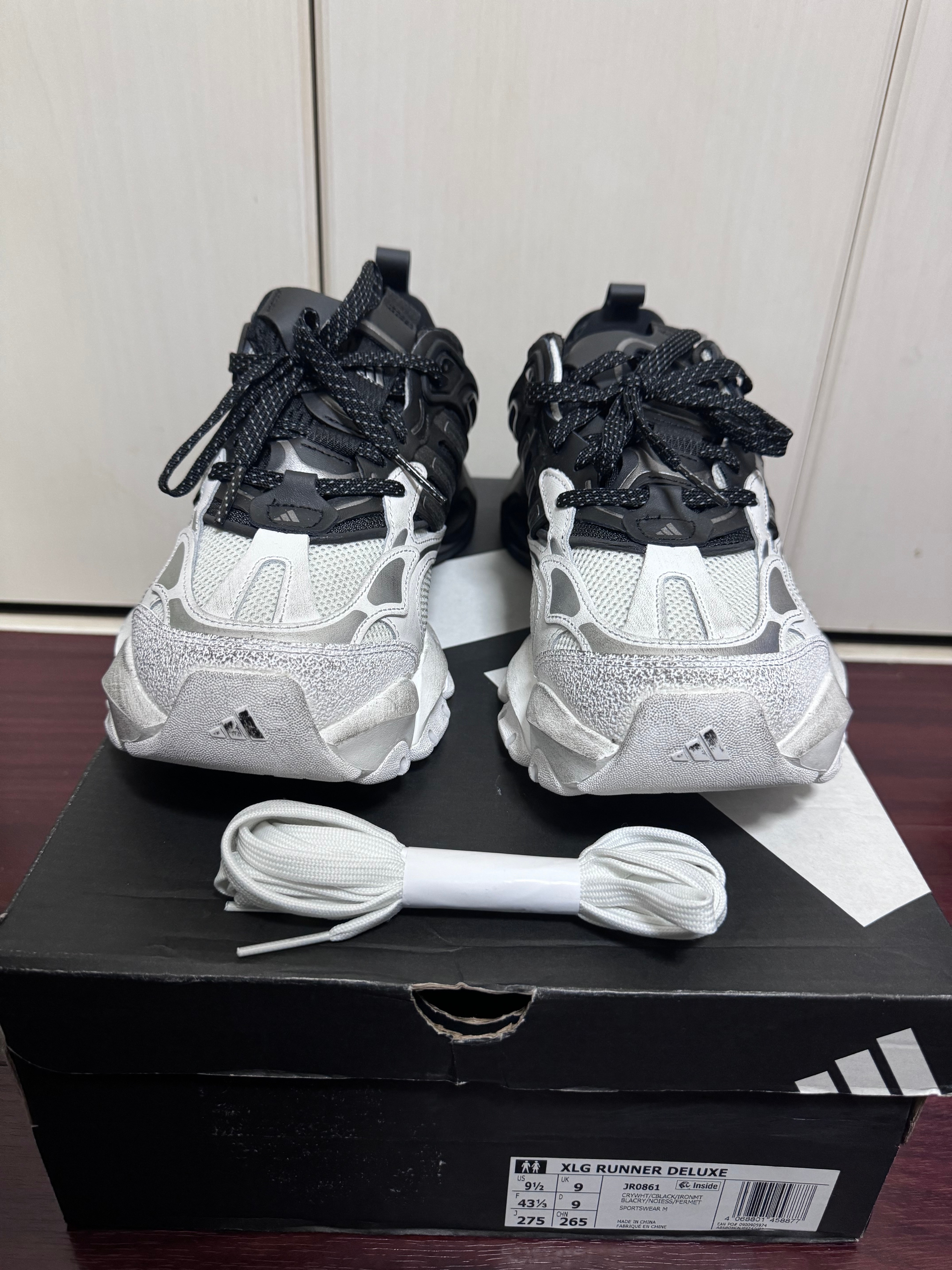 アディダス XLGランナー デラックス "ホワイト/ブラック"