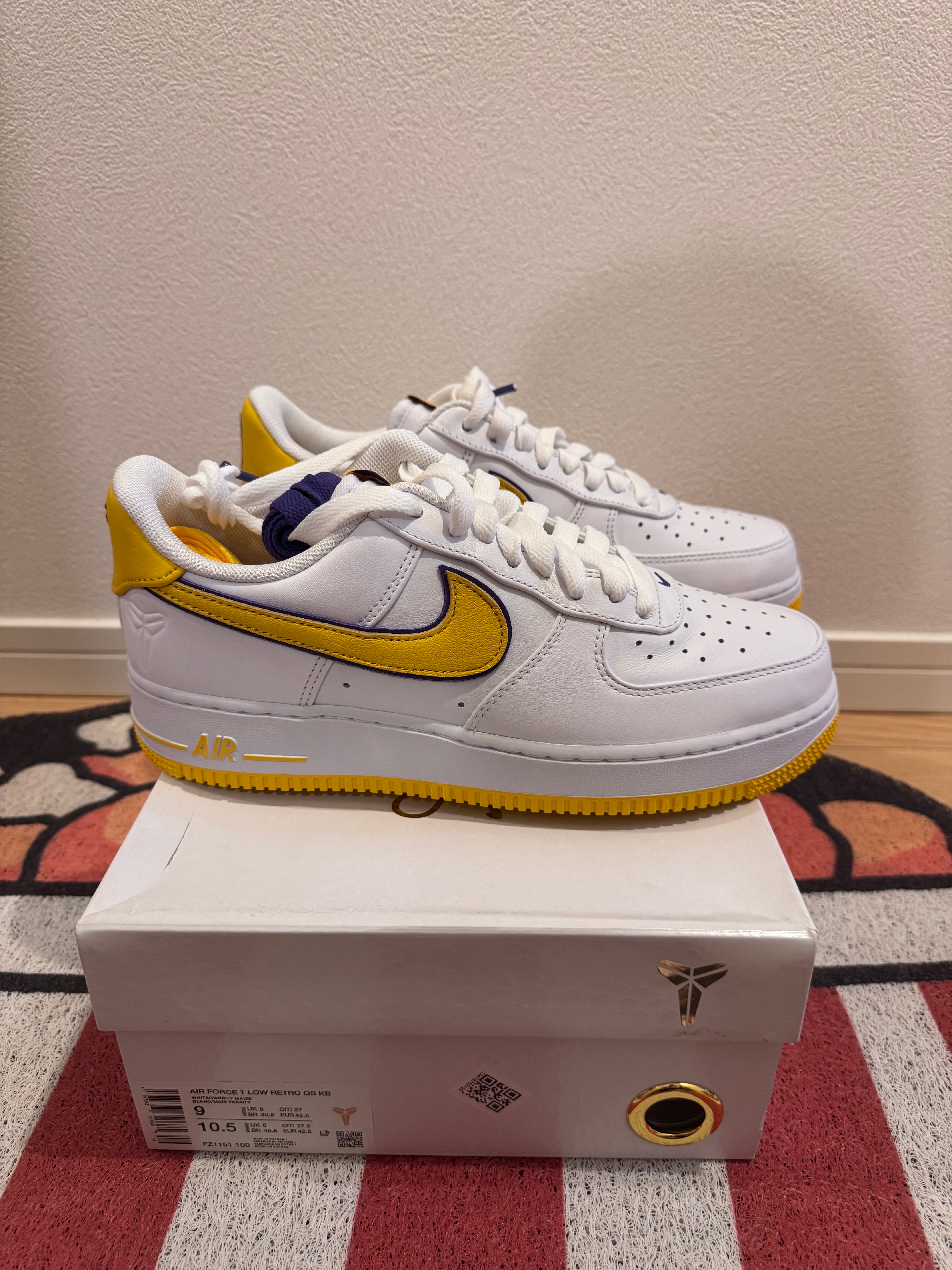 Kobe Bryant × Nike Air Force 1 Low Retro QS "Varsity Maize and Varsity Purple"