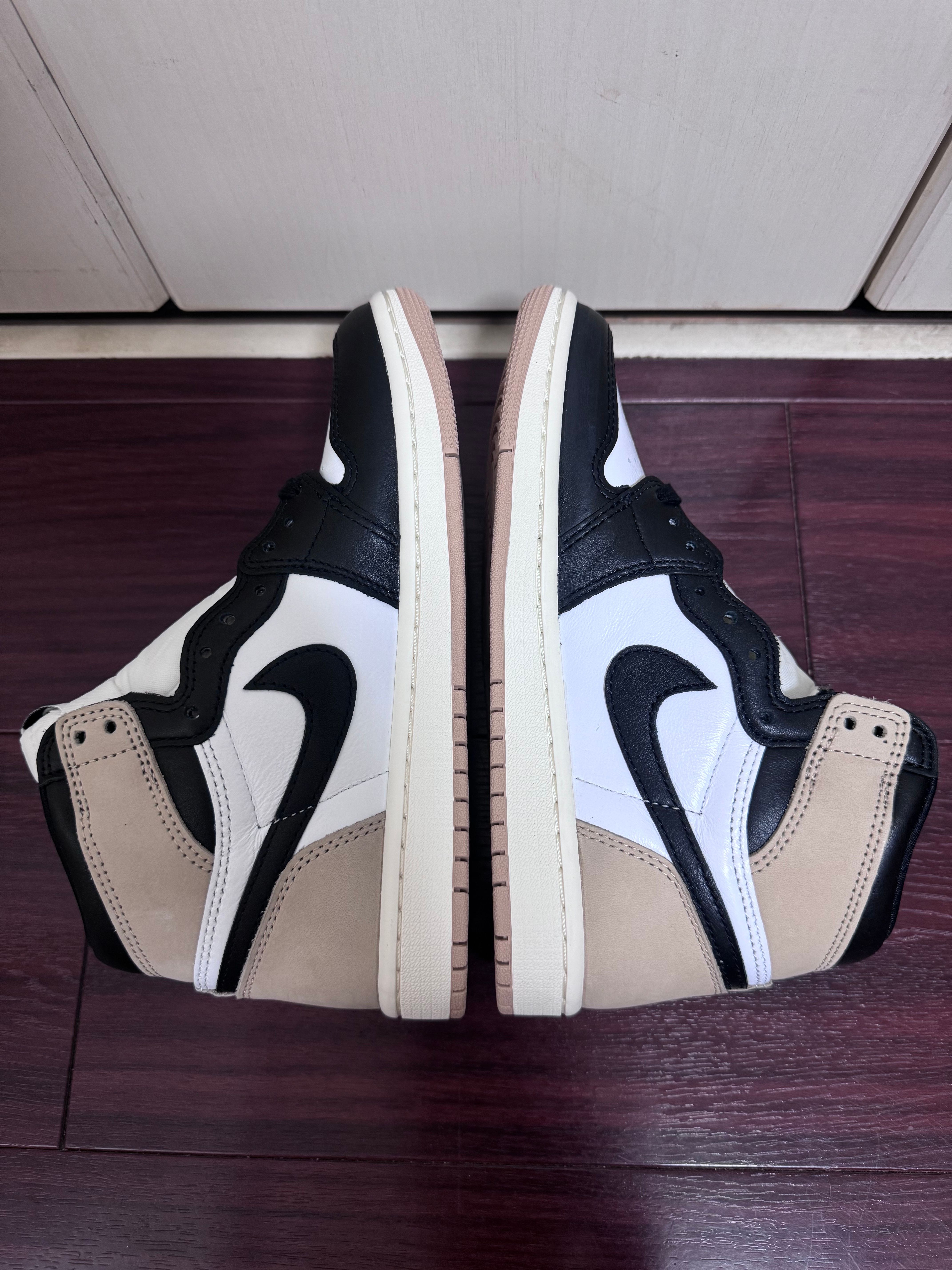 Nike Women's Air Jordan 1 Retro High OG "Latte"