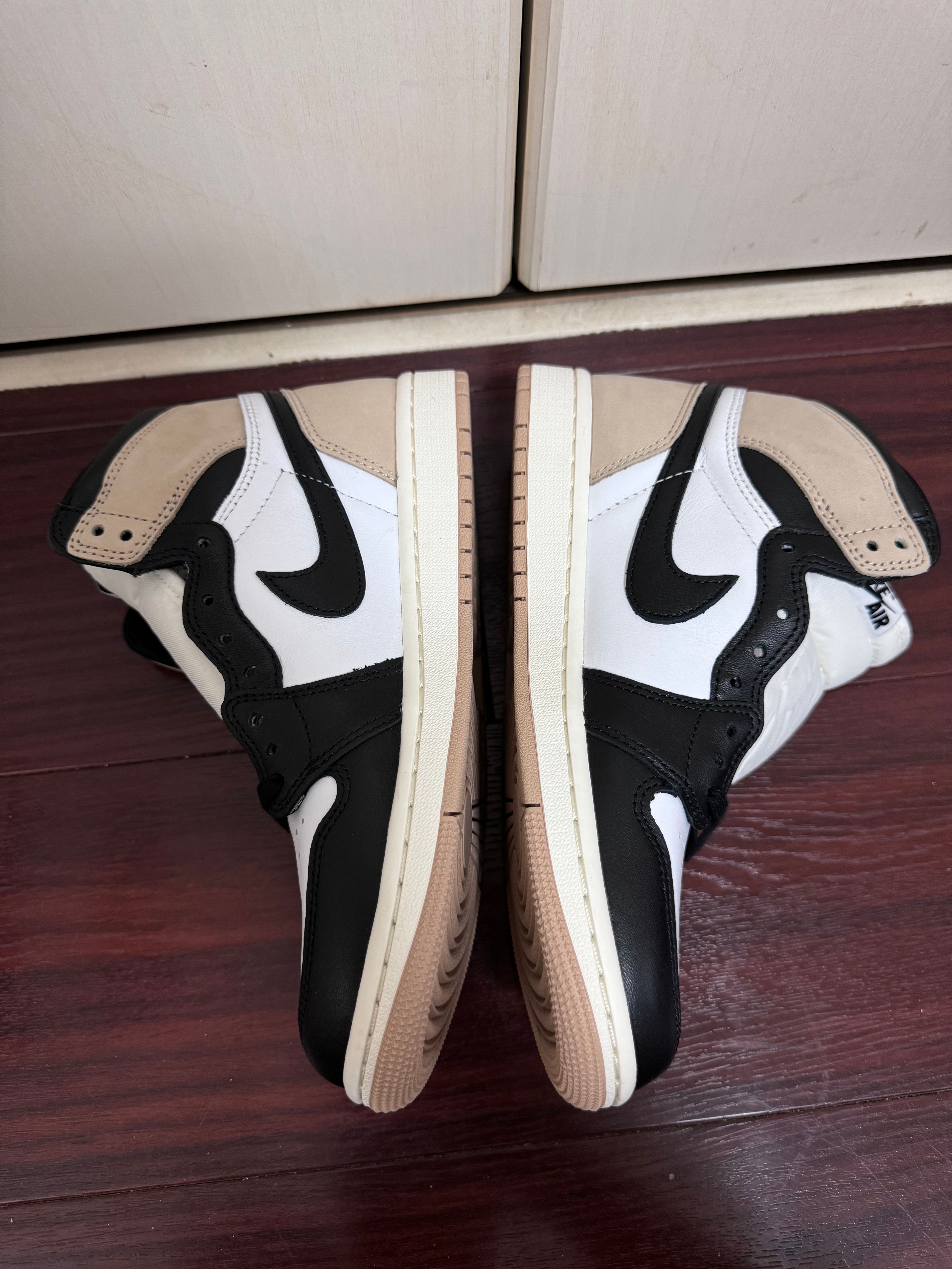 Nike Women's Air Jordan 1 Retro High OG "Latte"