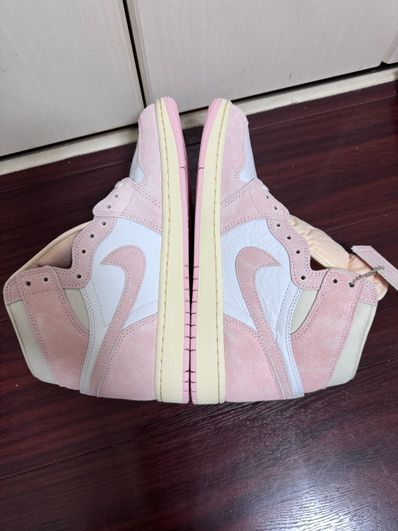 Nike Women's Air Jordan 1 Retro High OG "Washed Pink"