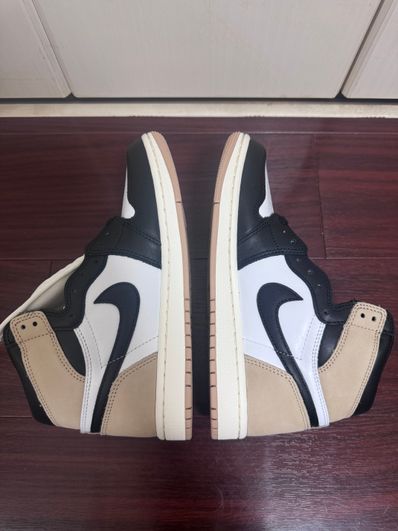 Nike Women's Air Jordan 1 Retro High OG "Latte"