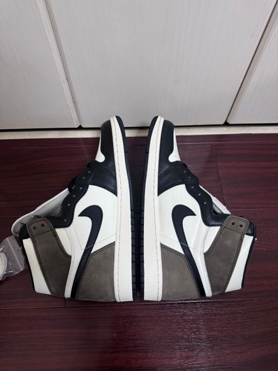Nike Air Jordan 1 High OG "Sail/Dark Mocha/Black"