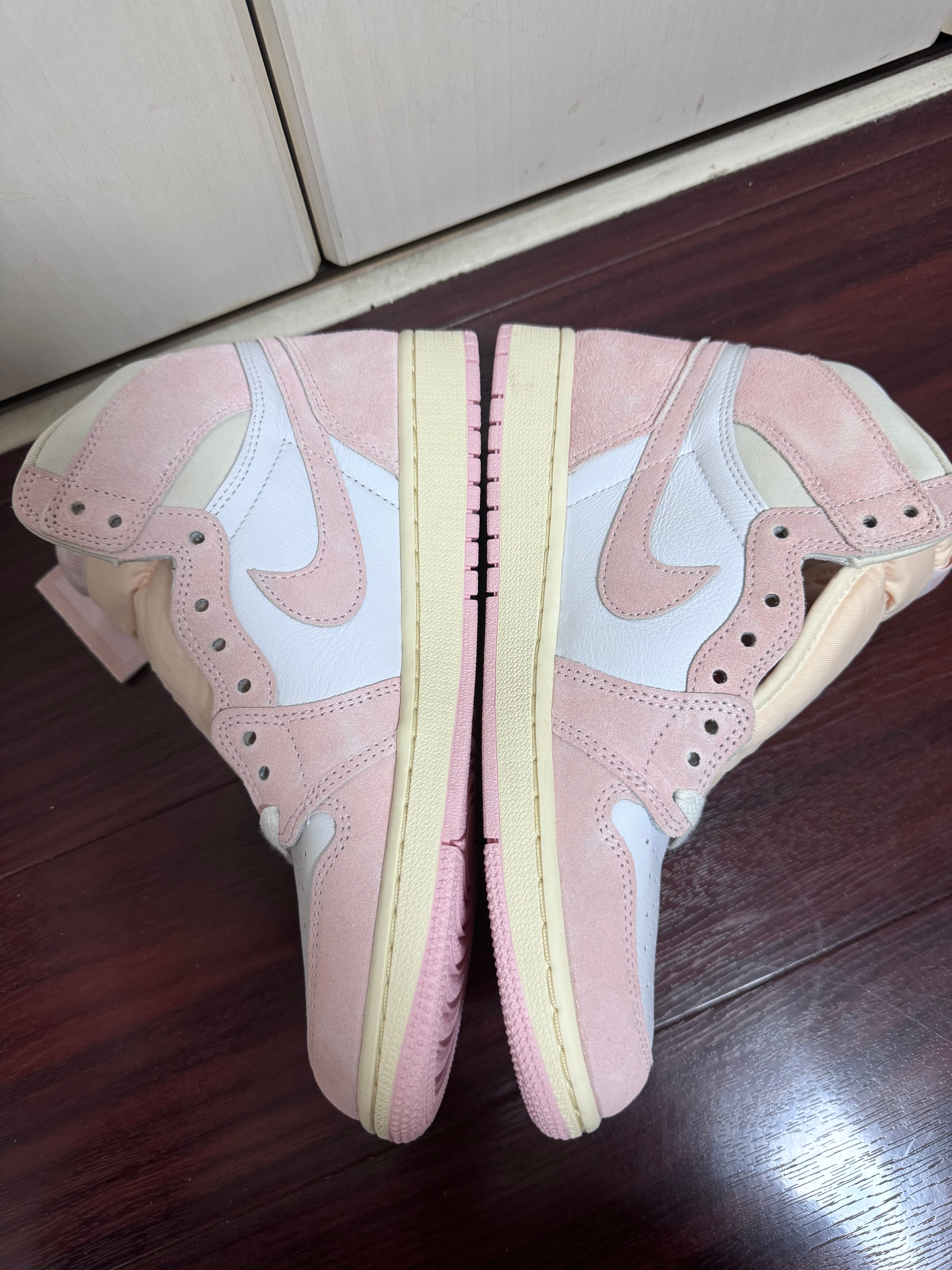 Nike Women's Air Jordan 1 Retro High OG "Washed Pink"