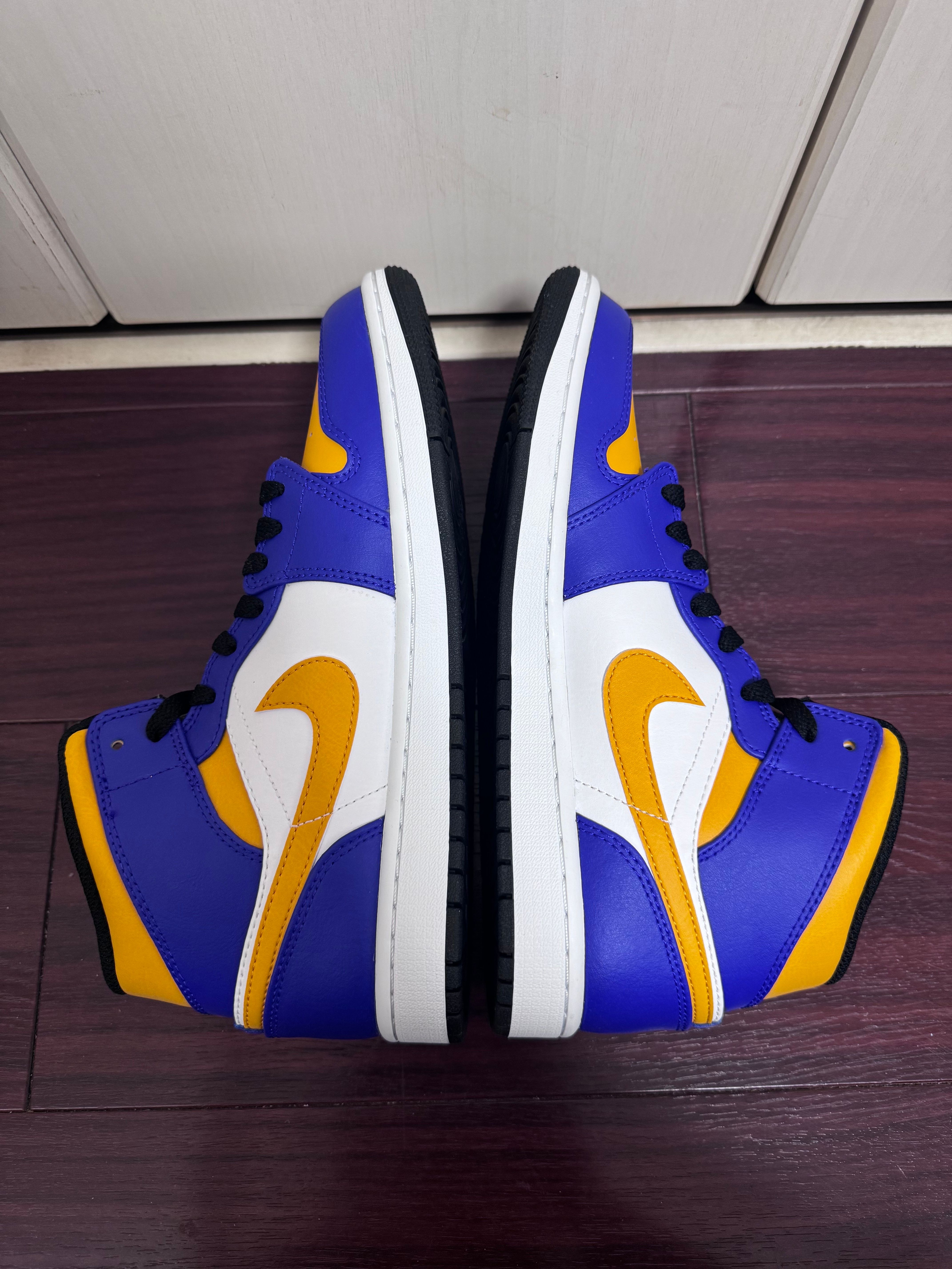 Nike Air Jordan 1 Mid "Lakers"