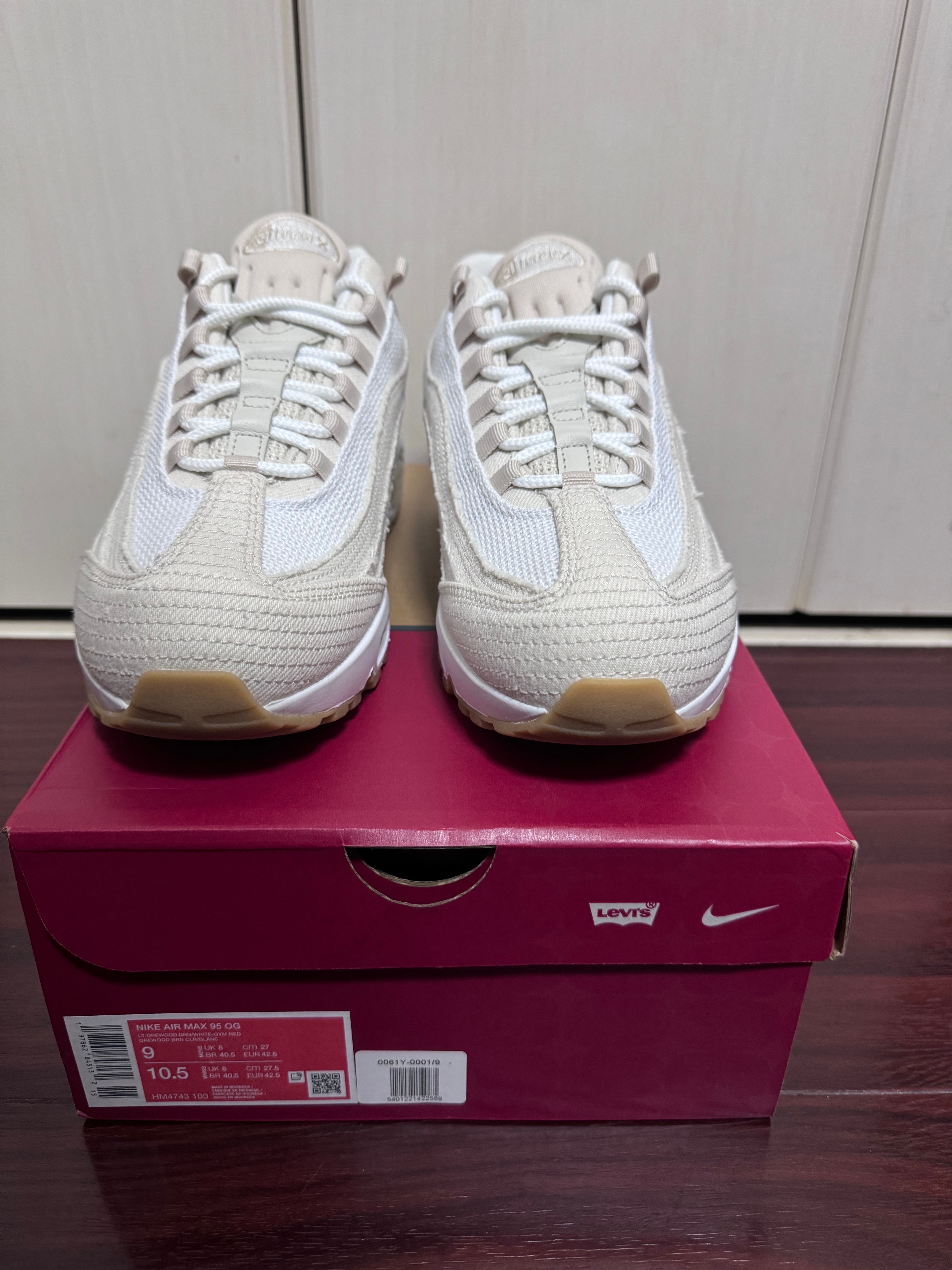 Levi's × Nike Air Max 95 OG "Denim White"