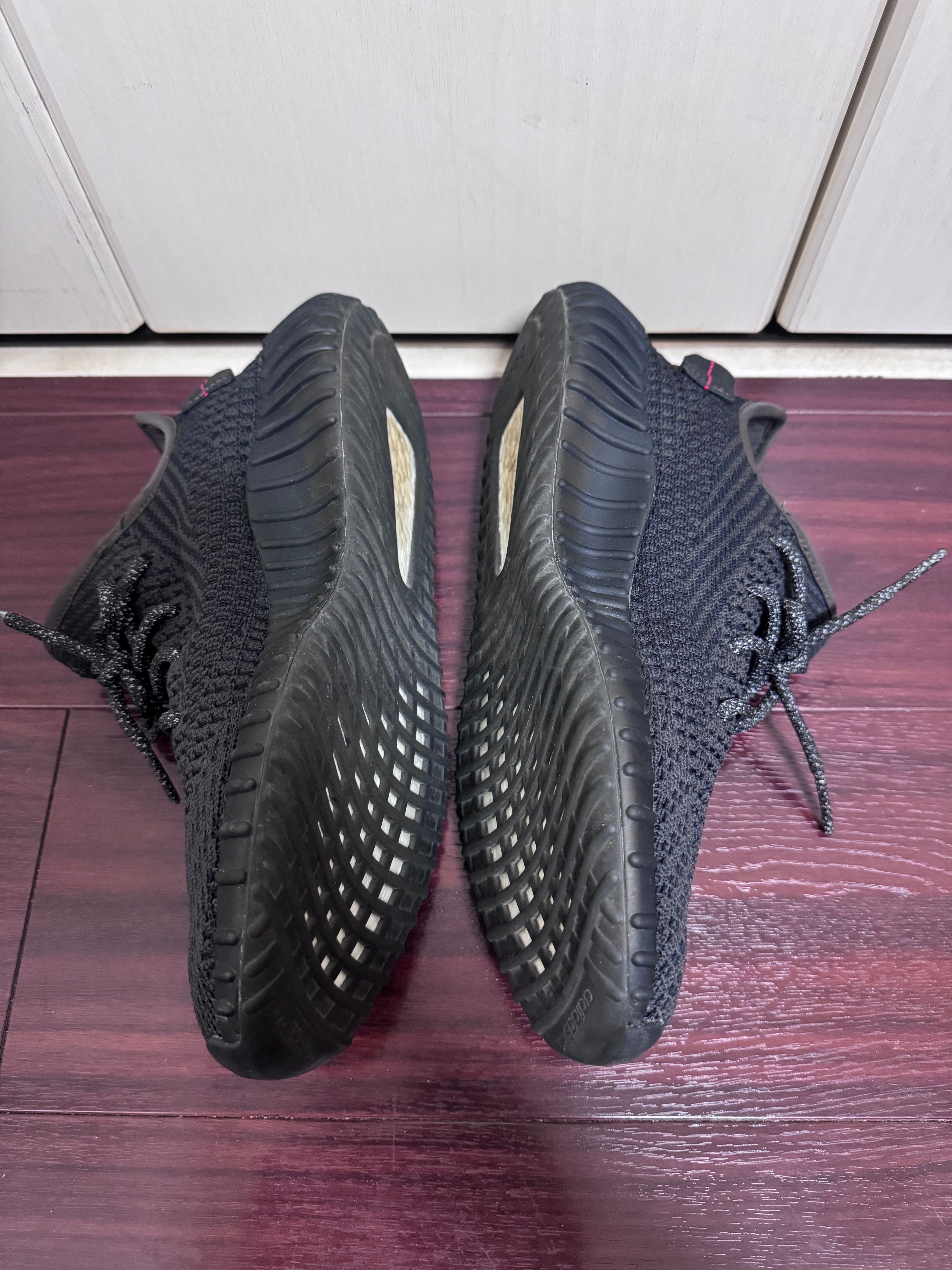 adidas YEEZY Boost 350 V2 "Black"