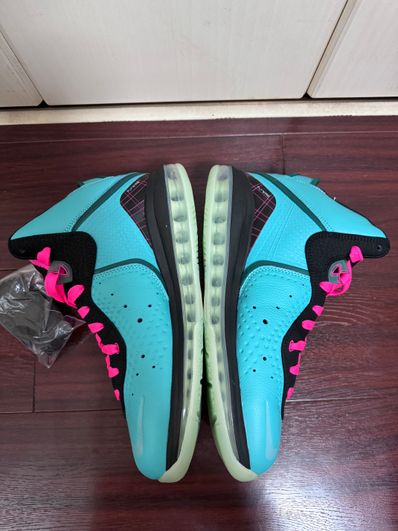 Nike LeBron 8 "South Beach"